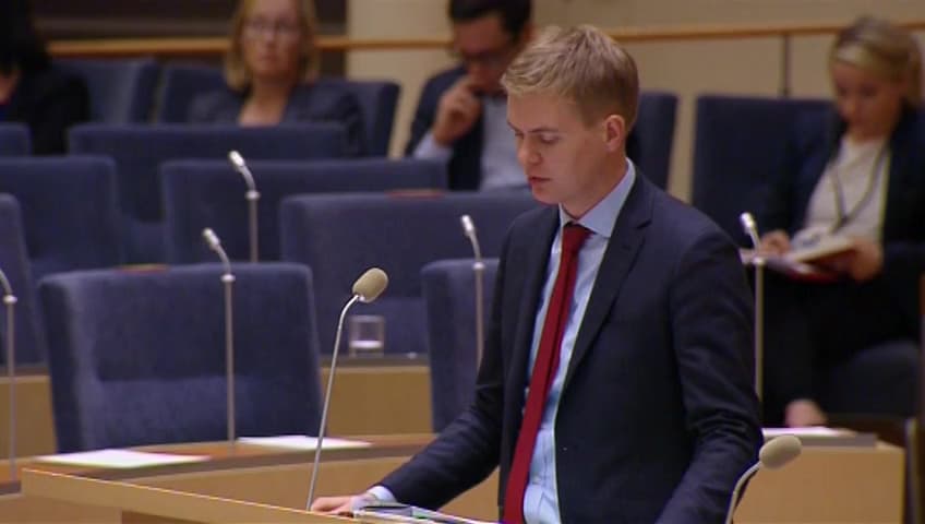 Stillbild från Interpellationsdebatt, Politisk information i skolan