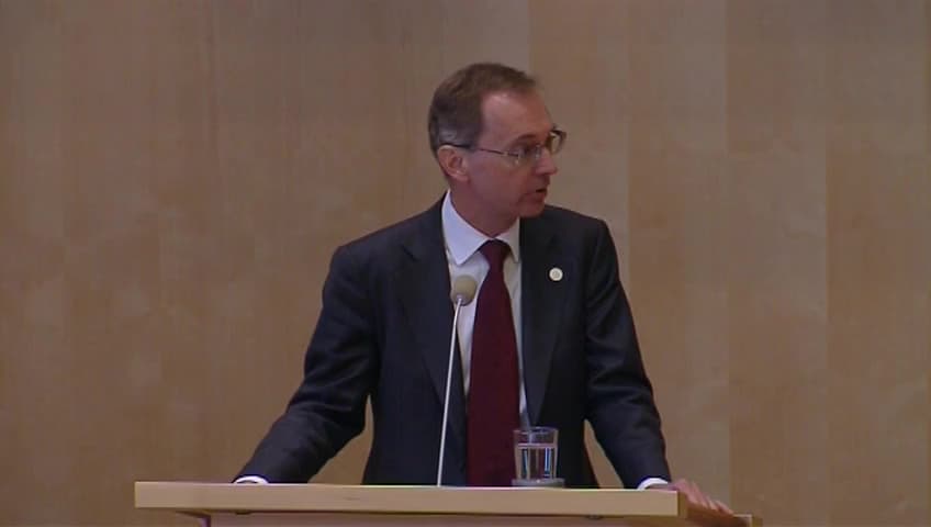 Stillbild från Debatt om förslag, Mer fokuserad nedsättning av socialavgifterna för de yngsta