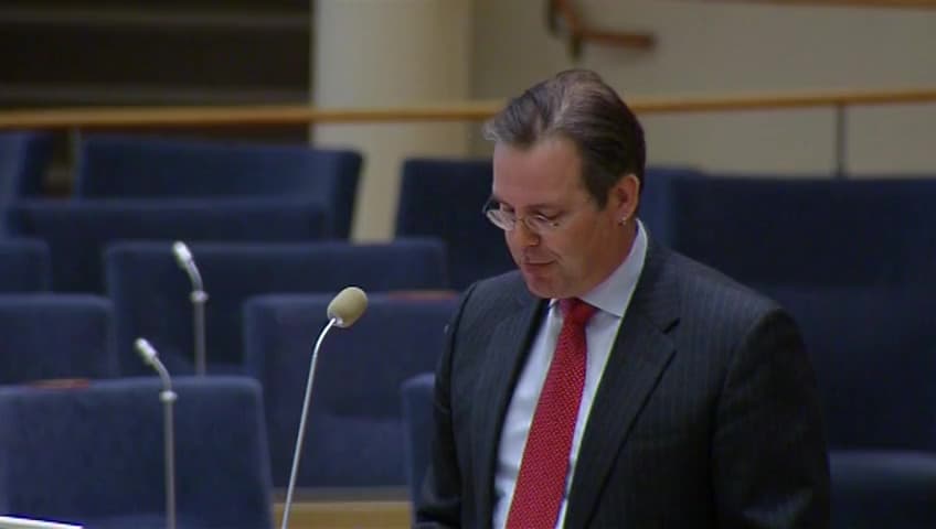 Stillbild från Interpellationsdebatt, Sänkningen av hotell- och restaurangmomsen