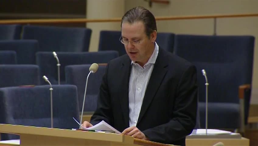 Stillbild från Interpellationsdebatt, Stigande oro för de offentliga finanserna