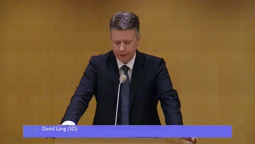 Stillbild från Debatt om förslag, Genomförande av det ändrade direktivet om varaktigt bosatta tredjelandsmedborgares ställning