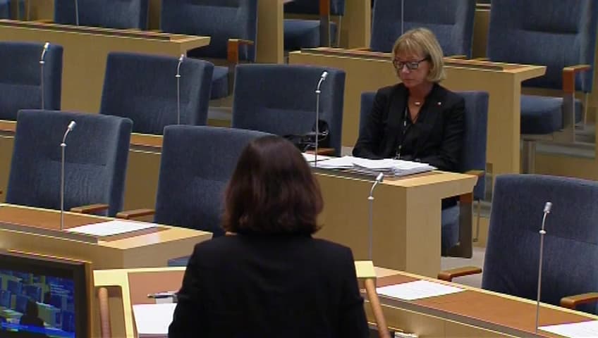 Stillbild från Interpellationsdebatt, Undantag från upphandlingsdirektivet