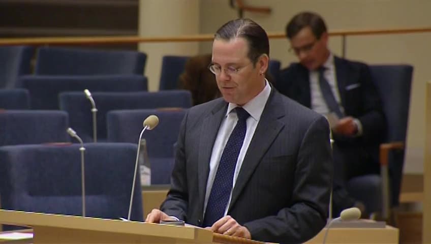 Stillbild från Interpellationsdebatt, Misslyckad stabiliseringspolitik