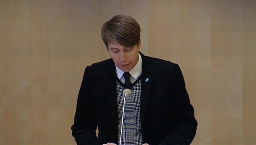 Stillbild från Debatt om förslag, Ökade möjligheter att förebygga våld i nära relationer