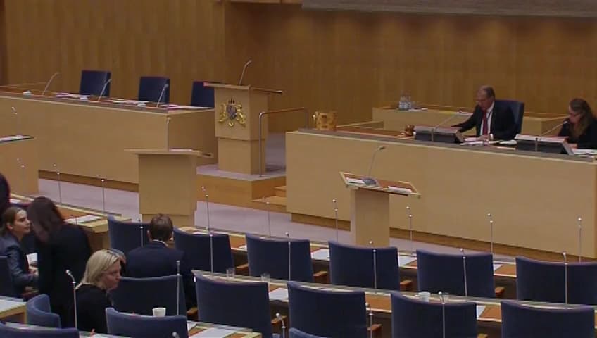 Stillbild från Debatt om förslag, En tydligare rätt till avbrottsersättning