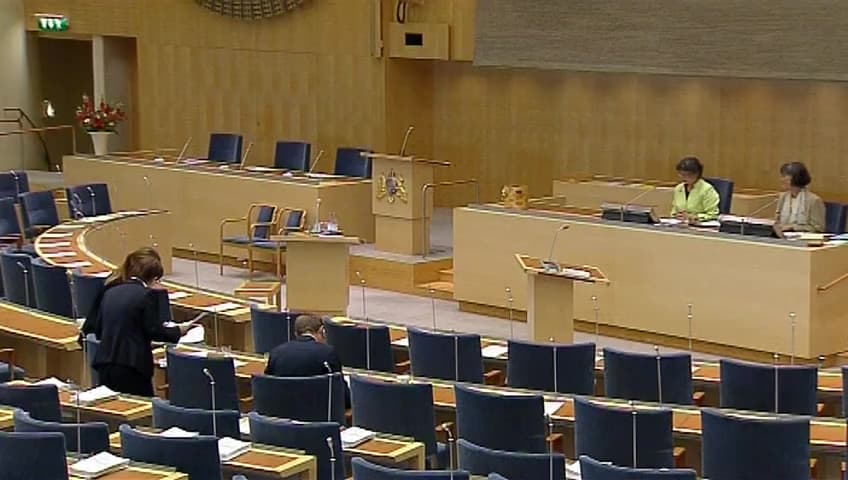 Stillbild från Interpellationsdebatt, Villkor för användande av vattenskoter