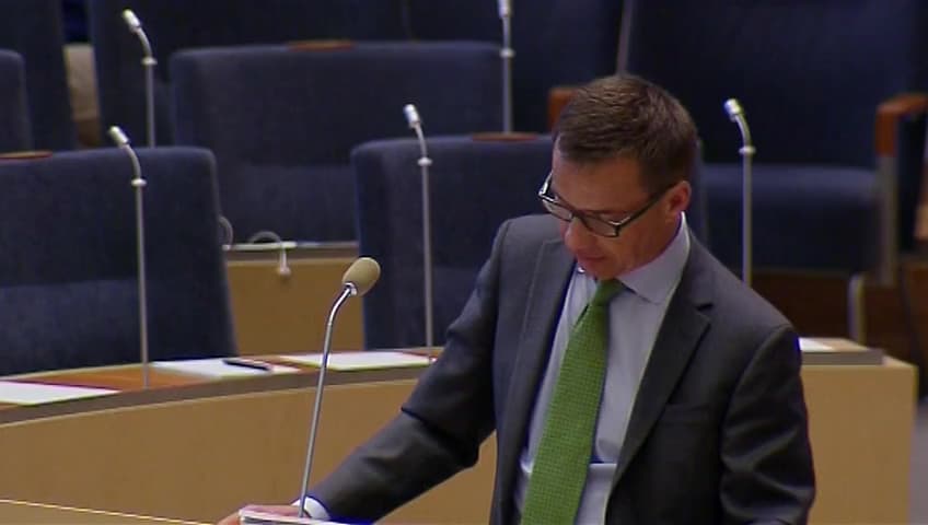 Stillbild från Interpellationsdebatt, Personer som faller mellan stolarna i trygghetssystemen