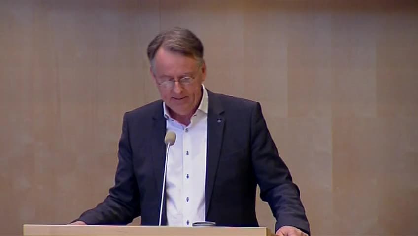 Stillbild från Debatt om förslag, Skadeståndsansvar för oljeskador till sjöss