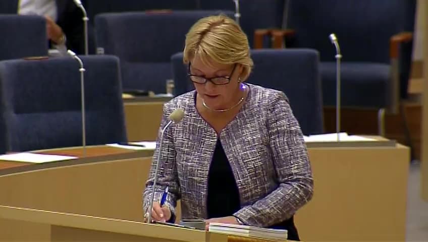 Stillbild från Interpellationsdebatt, Nedläggningen av Swedwoods fabrik i Tibro