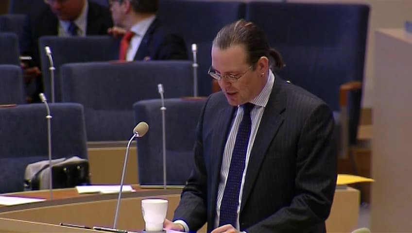 Stillbild från Interpellationsdebatt, Hushållens skuldsättning