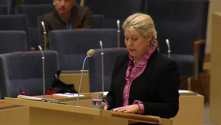 Stillbild från Interpellationsdebatt, Tidigareläggning av Ostlänkens öppnande