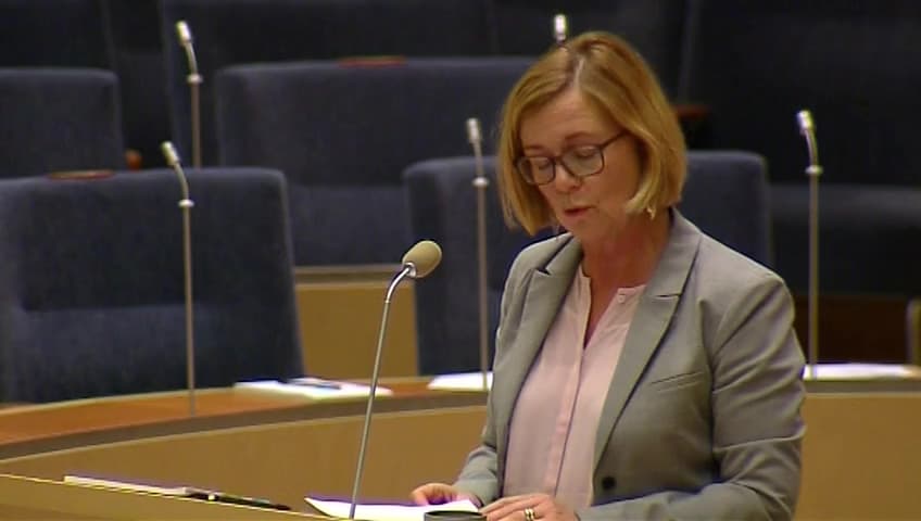 Stillbild från Interpellationsdebatt, Omskolning till kommande bristyrke