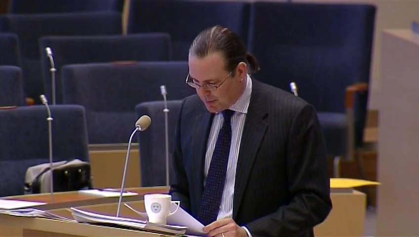 Stillbild från Interpellationsdebatt, Framgångsrik utbudspolitik för växande klyftor