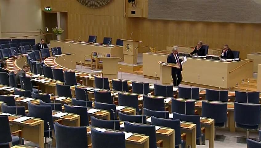 Stillbild från Interpellationsdebatt, Platt skatt