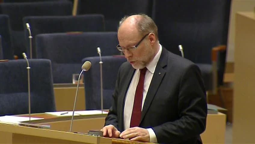 Stillbild från Interpellationsdebatt, Fortifikationsverkets inställning till bilsporten