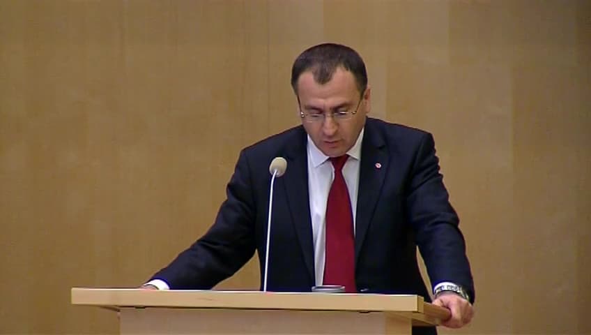 Stillbild från Debatt om förslag, Snabbare betalningar