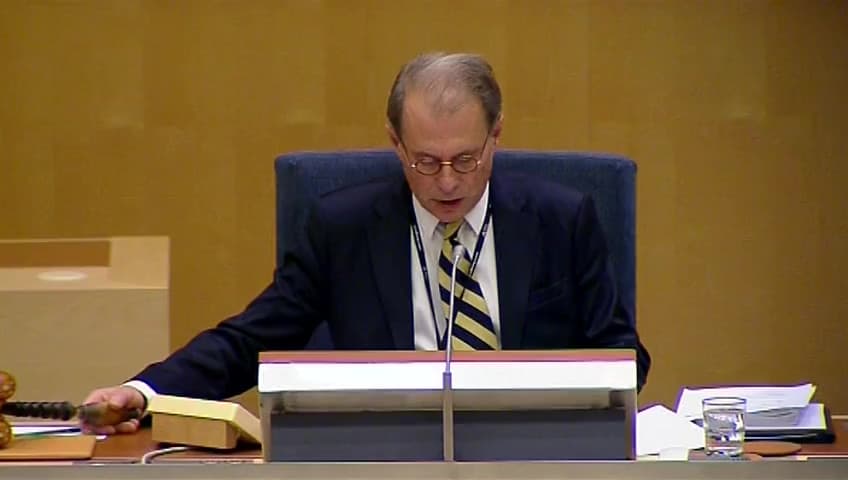 Stillbild från Debatt om förslag, Några körkortsfrågor