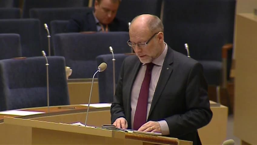 Stillbild från Interpellationsdebatt, Förlängd övergångsperiod för kontrollansvariga