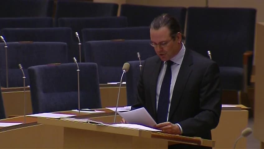 Stillbild från Interpellationsdebatt, Arbetslöshetsförsäkringens påverkan på arbetsmarknaden