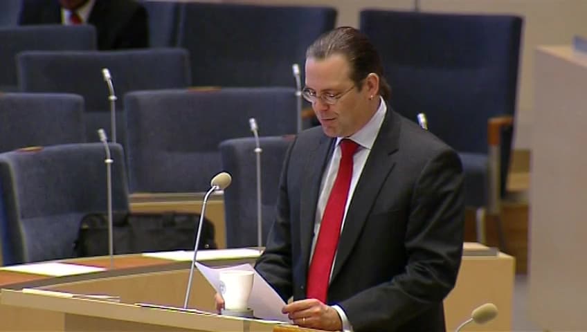 Stillbild från Interpellationsdebatt, Personal- och närvaroliggare