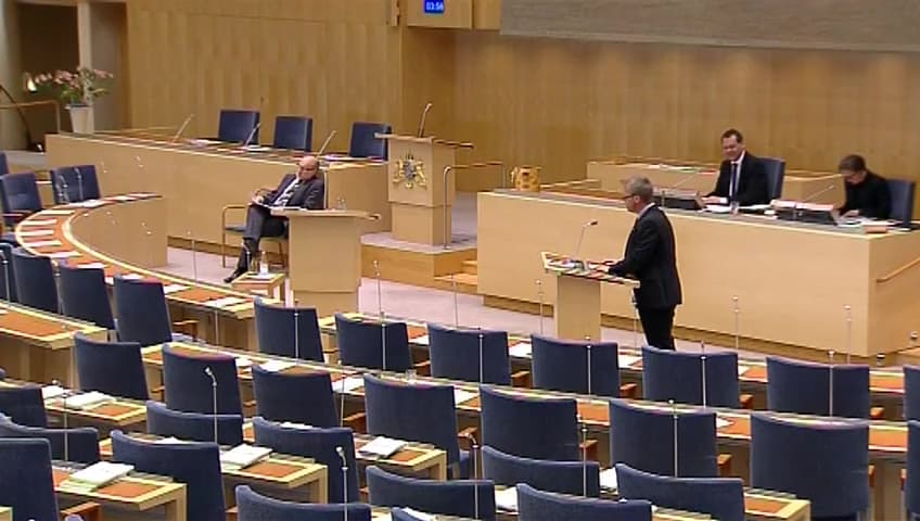 Stillbild från Interpellationsdebatt, Ny start- och landningsbana på F 17 i Kallinge