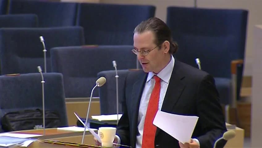 Stillbild från Interpellationsdebatt, Lönedumpning genom F-skattsedel