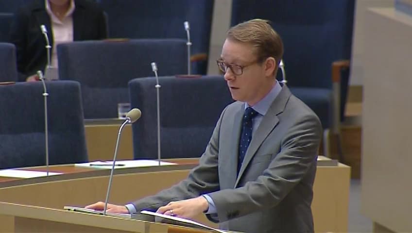 Stillbild från Interpellationsdebatt, Uteblivet lagförslag om familjeåterförening