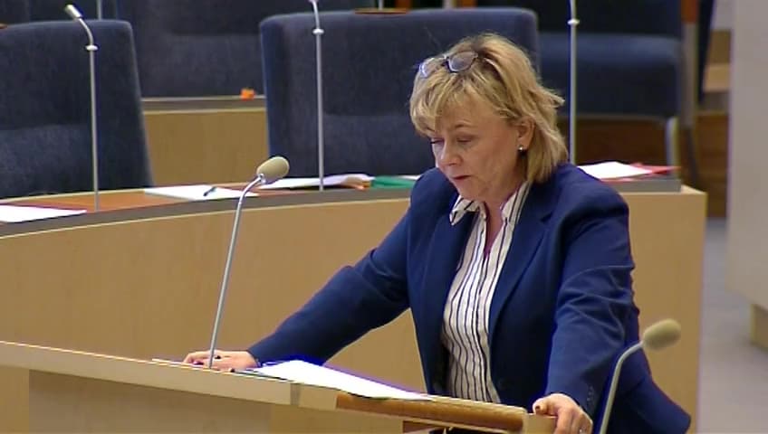 Stillbild från Interpellationsdebatt, Föräldraskapspresumtion vid assisterad befruktning