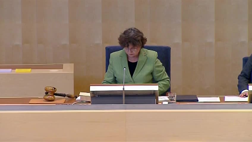 Stillbild från Debatt om förslag, Förbättrade villkor för studerande föräldrar