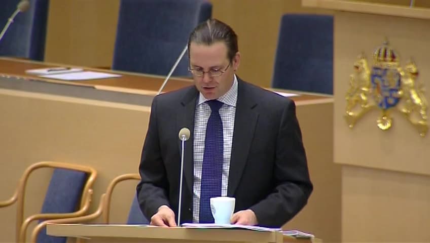 Stillbild från Interpellationsdebatt, Flytt av vinster till lågskatteländer