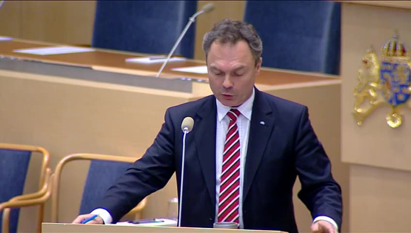 Stillbild från Interpellationsdebatt, Legitimation för fritidspedagoger
