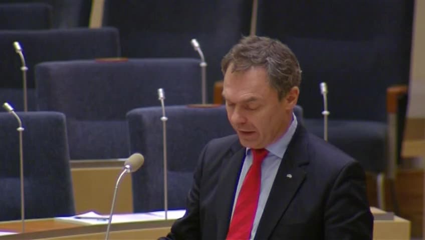 Stillbild från Interpellationsdebatt, Regeringens nedskärningar i gymnasieskolan och effekter på kommunernas kostnader