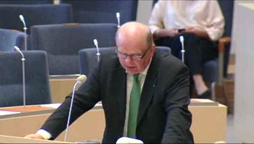 Stillbild från Interpellationsdebatt, Kontroll av kosttillskott