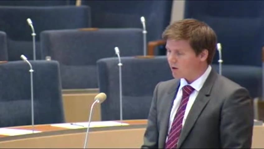 Stillbild från Interpellationsdebatt, Etablering av nyanlända