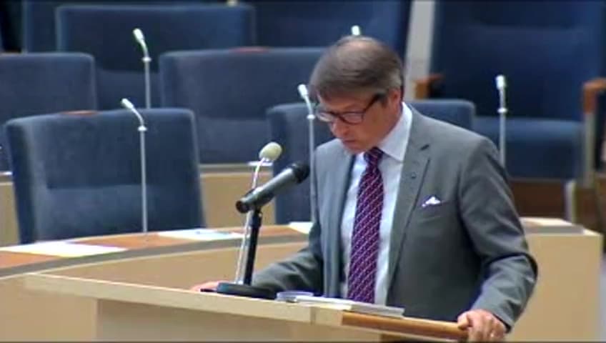 Stillbild från Interpellationsdebatt, Sexualförbrytares tillgång till Internet