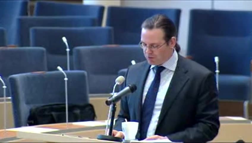 Stillbild från Interpellationsdebatt, Riktiga jobb eller bidrag till arbetsgivare