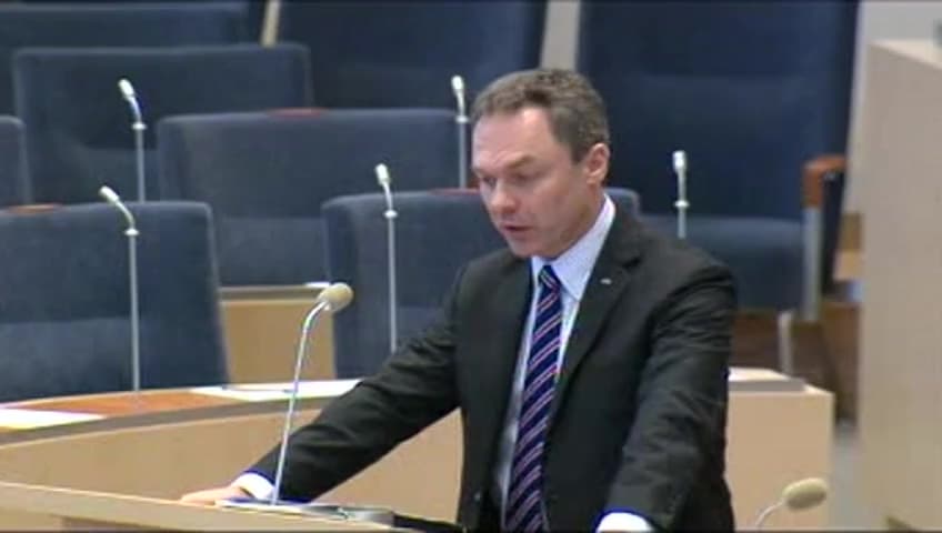 Stillbild från Interpellationsdebatt, Övergångsregler för lärarlegitimation