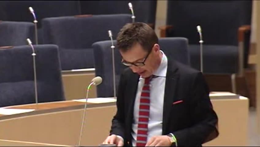 Stillbild från Interpellationsdebatt, Sjukdom på grund av ekonomisk otrygghet