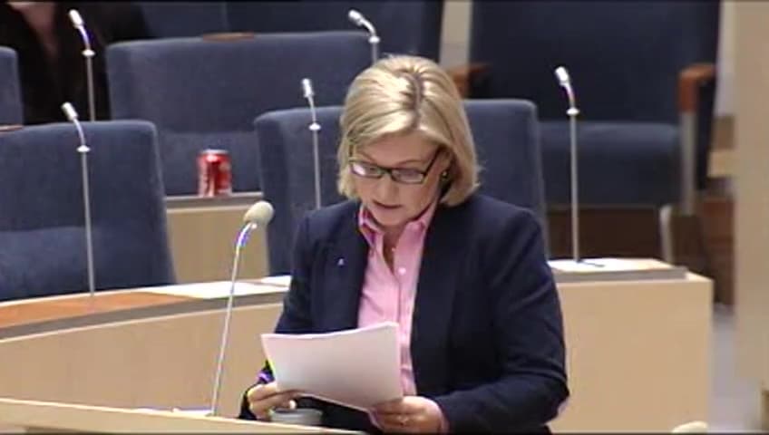 Stillbild från Interpellationsdebatt, Hotade spelregler på arbetsmarknaden
