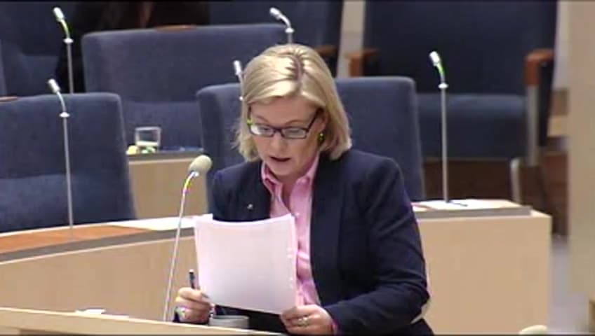 Stillbild från Interpellationsdebatt, Ersättning under arbetslivsintroduktion och behov av statistik