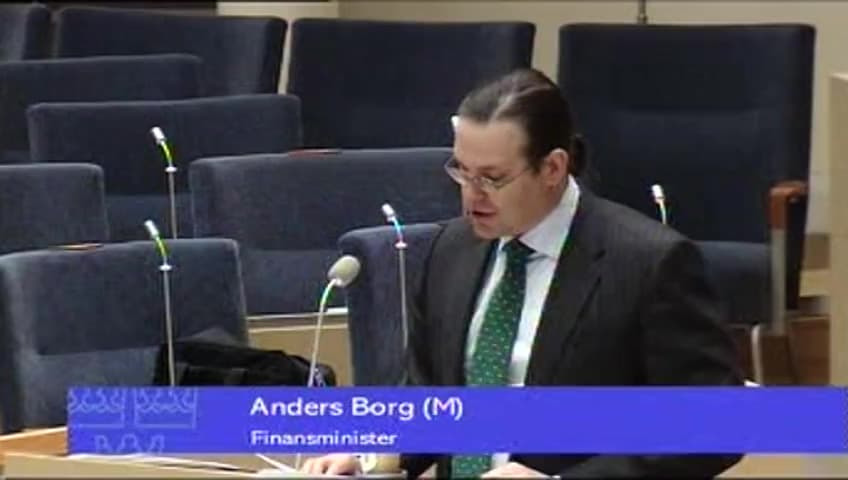 Stillbild från Interpellationsdebatt, Ett växande regeringskansli