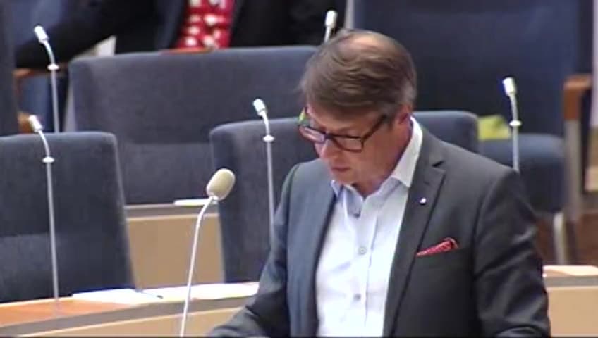 Stillbild från Interpellationsdebatt, En ojämlik sjukvård