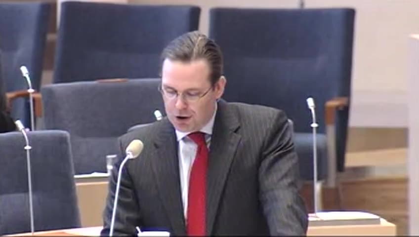 Stillbild från Interpellationsdebatt, ROT-avdrag för flerfamiljsfastigheter och skolor