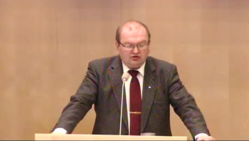 Stillbild från Debatt om förslag, Etisk bedömning av nya metoder i vården