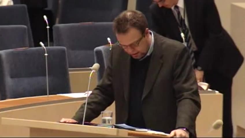 Stillbild från Interpellationsdebatt, Kommunernas roll i arbetsmarknadspolitiken
