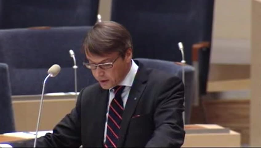 Stillbild från Interpellationsdebatt, Effekter av vårdnadsbidraget