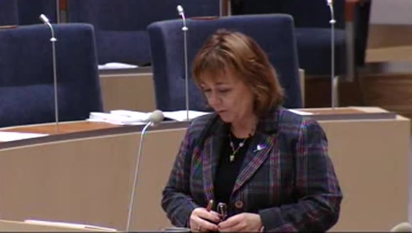 Stillbild från Interpellationsdebatt, Insatser för unga lagöverträdare