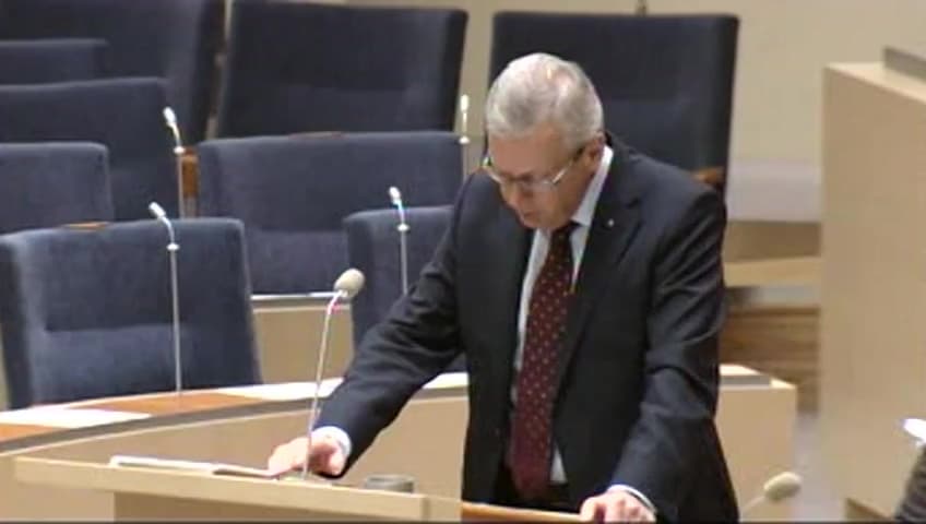 Stillbild från Interpellationsdebatt, Boende trots betalningsanmärkning
