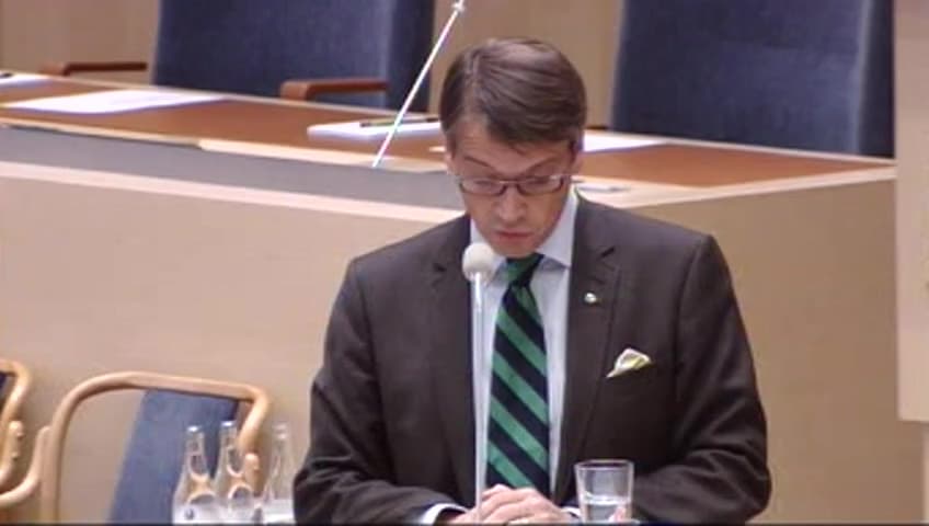 Stillbild från Interpellationsdebatt, Uppgifter för statliga myndigheter och försäljningen av Apoteket AB