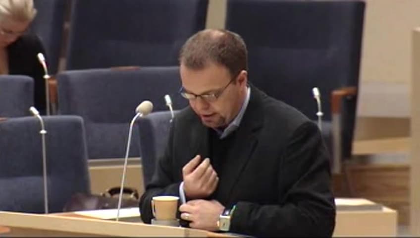 Stillbild från Interpellationsdebatt, Försenad utbetalning av arbetslöshetsersättning